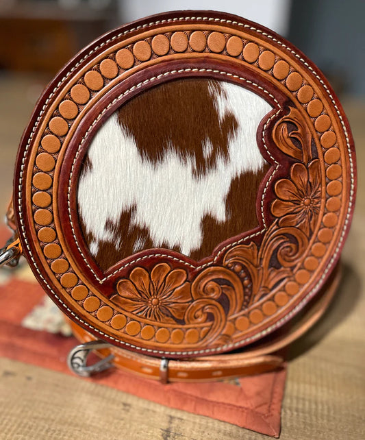 Women’s Round inlay purse