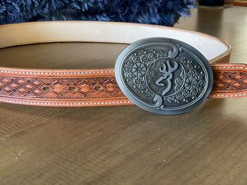 Diamond pattern western belt